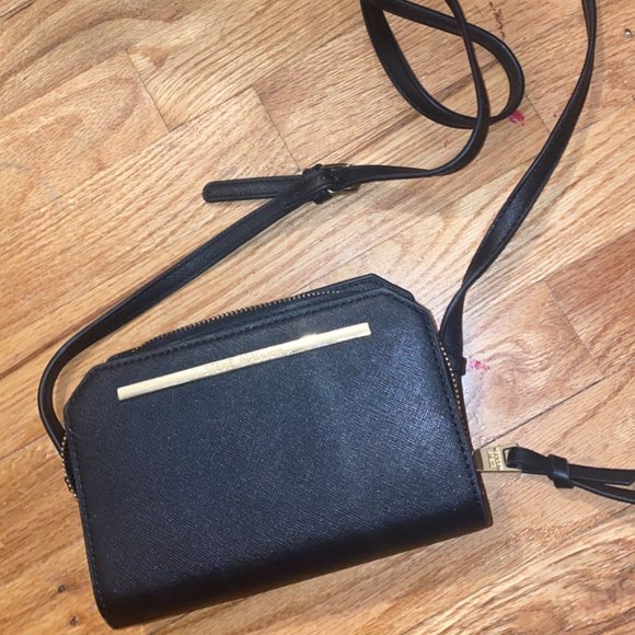 Steve Madden Wallet Crossbody - Picture 1 of 6